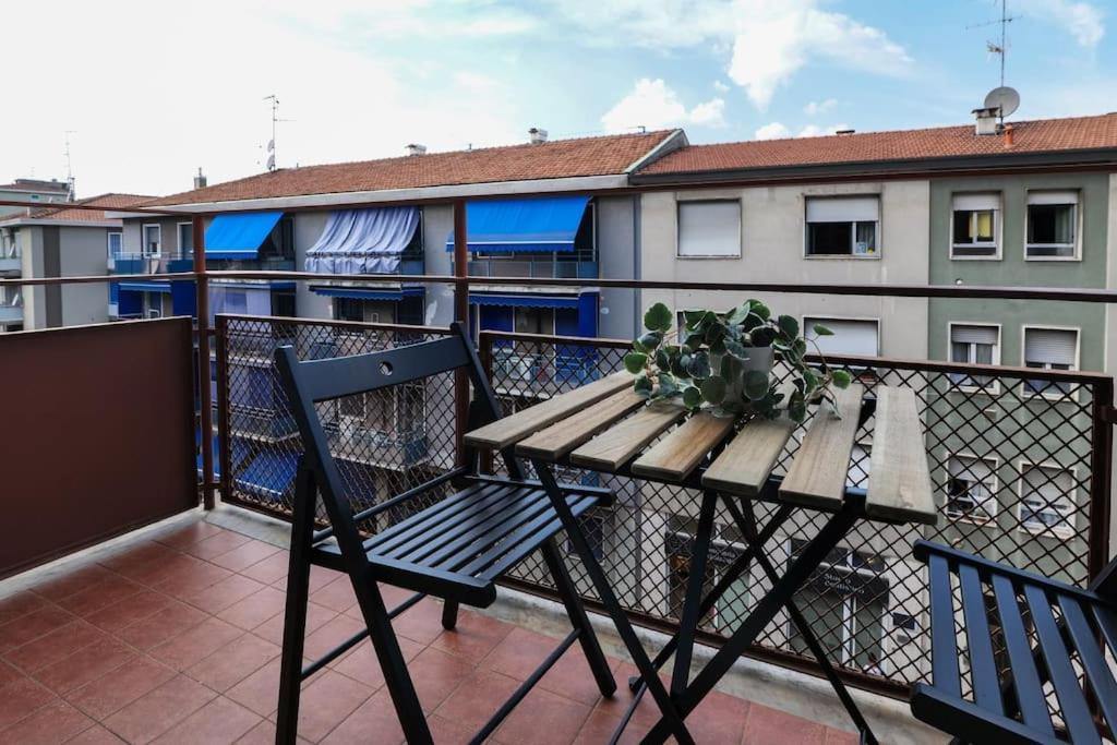 Primopiano - Astico Apartment Milan Exterior photo